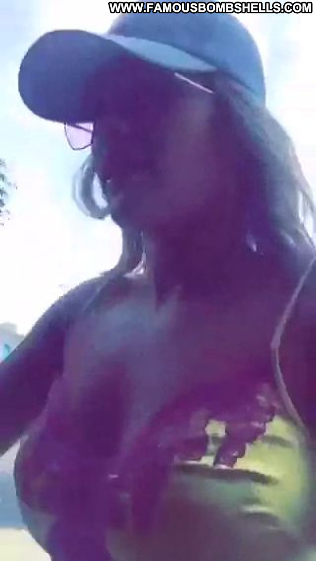 Rita Ora Posing Hot Bra Tits British Beautiful Celebrity Pokies Babe