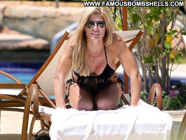 Torrie Wilson No Source Poolside Celebrity Babe Bikini Posing Hot Hot