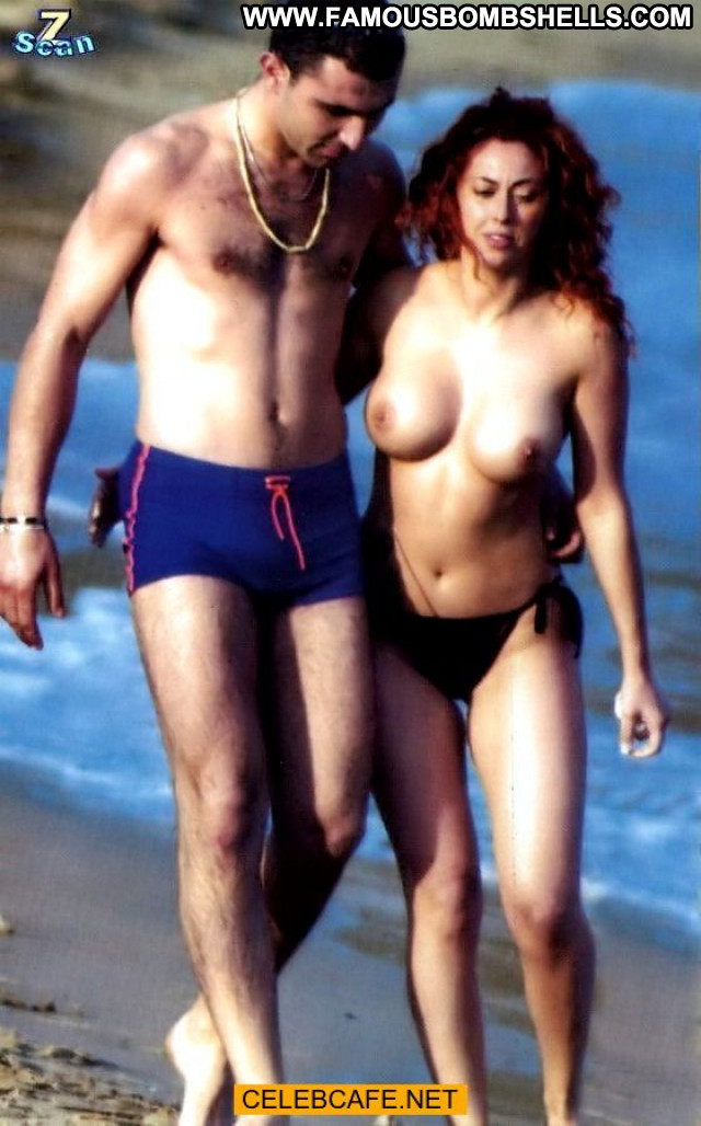 Angela Sozio Posing Hot Celebrity Topless Beautiful Beach Babe Toples