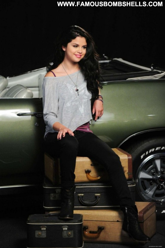 Selena Gomez Babe Photoshoot Paparazzi Posing Hot Celebrity Beautiful