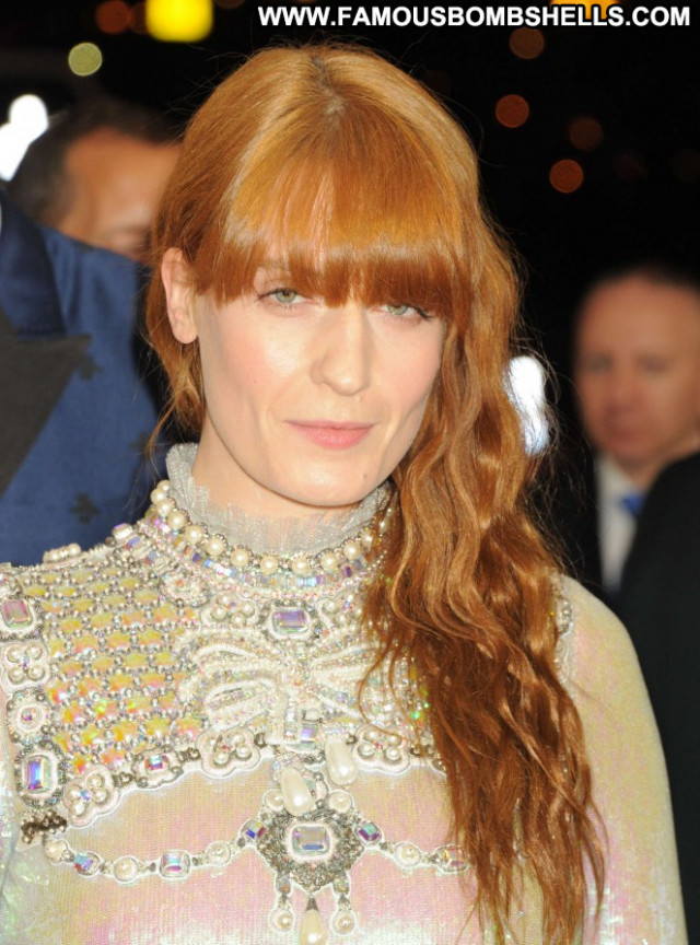 Nude florence welch Welch Pics