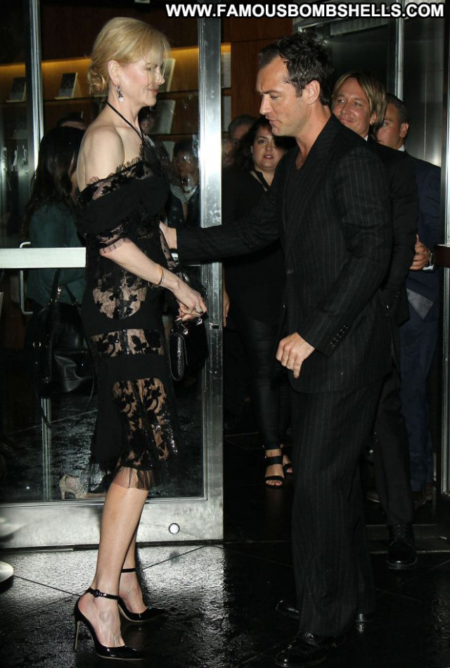 Nicole Kidman New York Celebrity Beautiful Posing Hot New York
