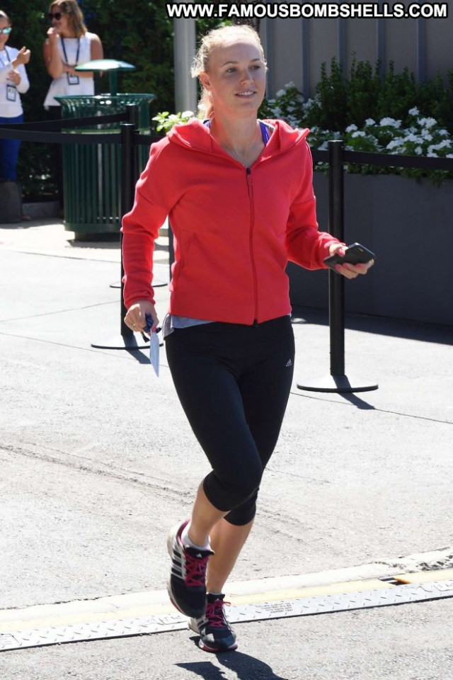 Caroline Wozniacki New York Posing Hot Paparazzi New York Beautiful