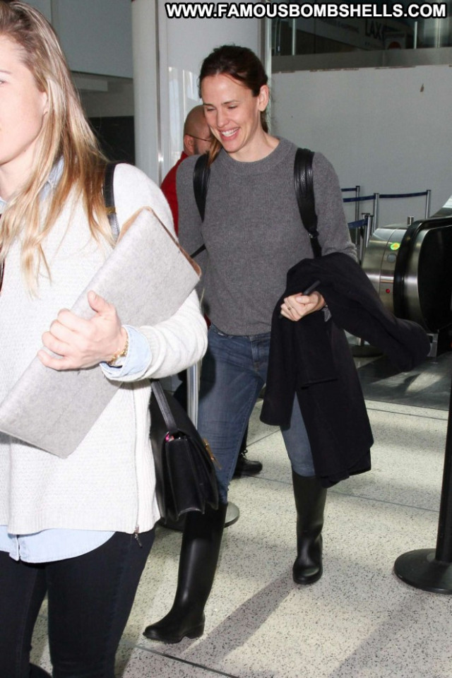 Jennifer Garner Lax Airport Beautiful Paparazzi Posing Hot Los