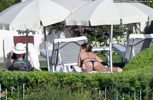 Jennifer Aniston No Source Posing Hot Babe Celebrity Bikini Candids