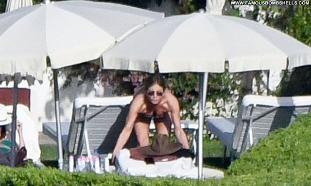 Jennifer Aniston Babe Celebrity Candids Posing Hot