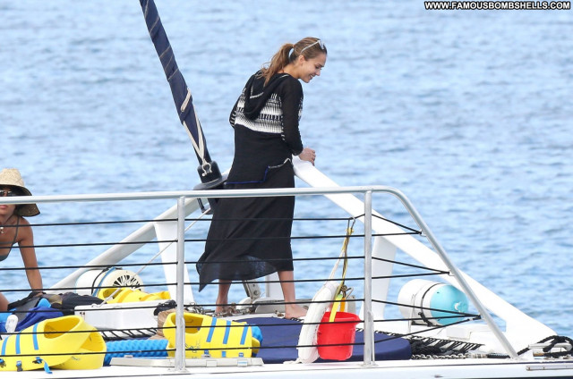 Jessica Alba No Source  Beautiful Posing Hot Celebrity Candids Hawaii