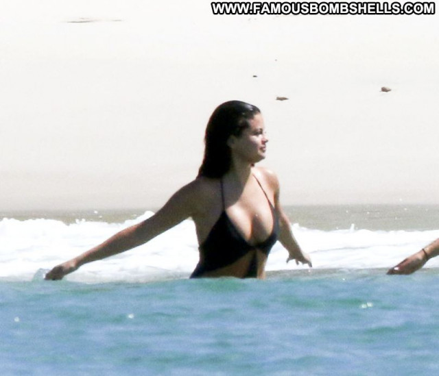 Selena Gomez Celebrity Posing Hot Beautiful Sexy Candids Swimsuit