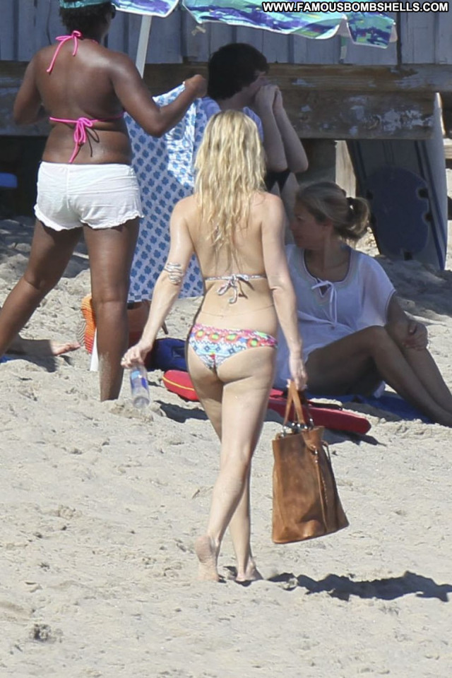 Kate Hudson The Beach Candids Sexy Babe Bikini Beautiful Posing Hot