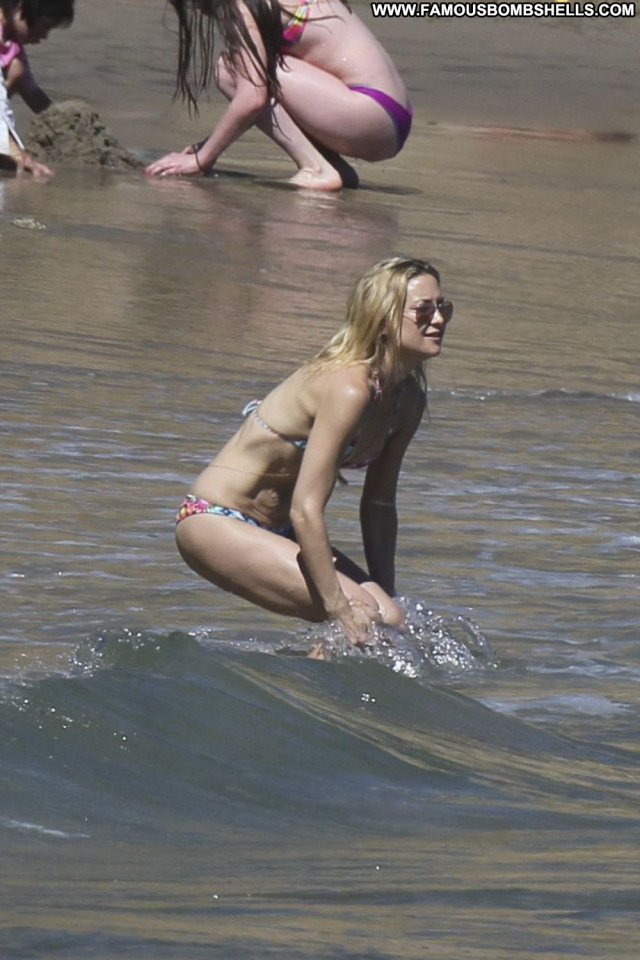Kate Hudson The Beach Sexy Candids Beautiful Beach Posing Hot Bikini