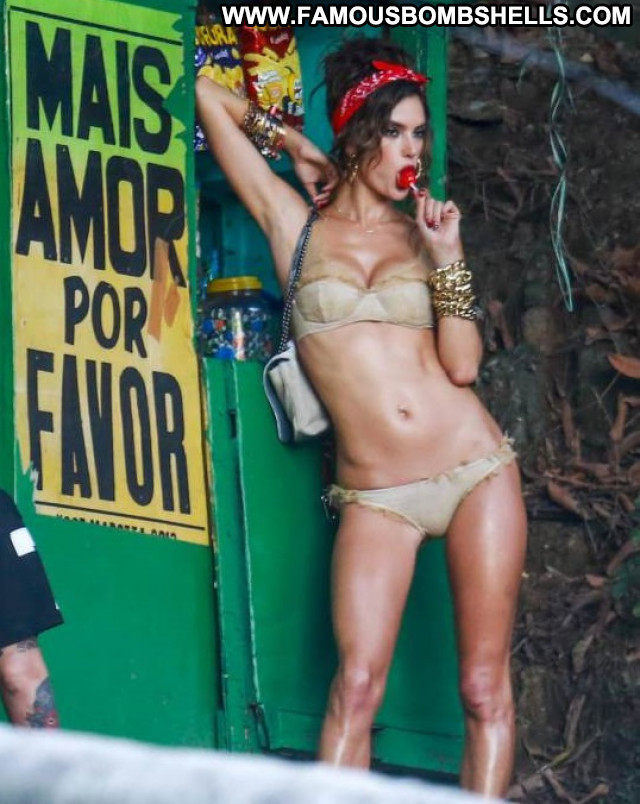 Alessandra Ambrosio No Source Babe Sexy Candids Celebrity Bikini