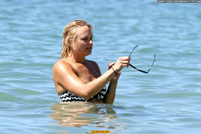 Miranda Lambert No Source Beach Hawaii Beautiful Celebrity Bikini