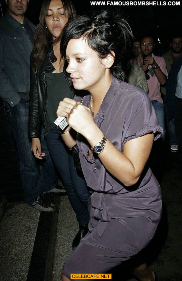 Lily Allen Paparazzi Shots Tit Slip Beautiful Posing Hot Celebrity