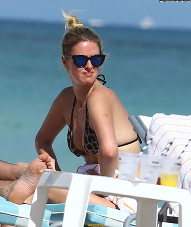 Nicky Hilton No Source Bikini Beautiful Babe Beach Celebrity Posing