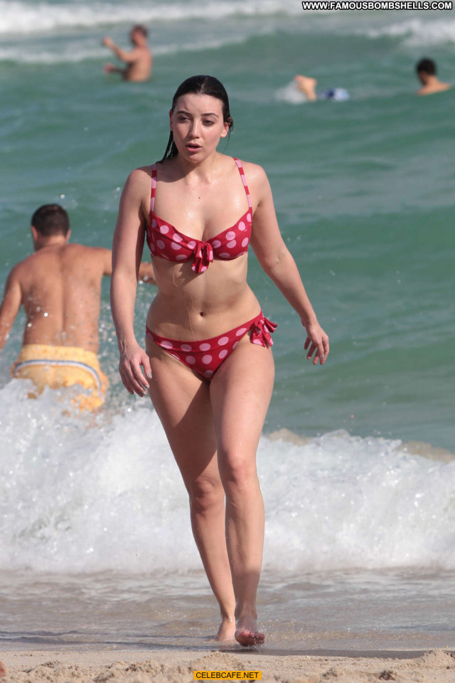 Daisy Lowe No Source Beautiful Beach Celebrity Bikini Posing Hot Babe