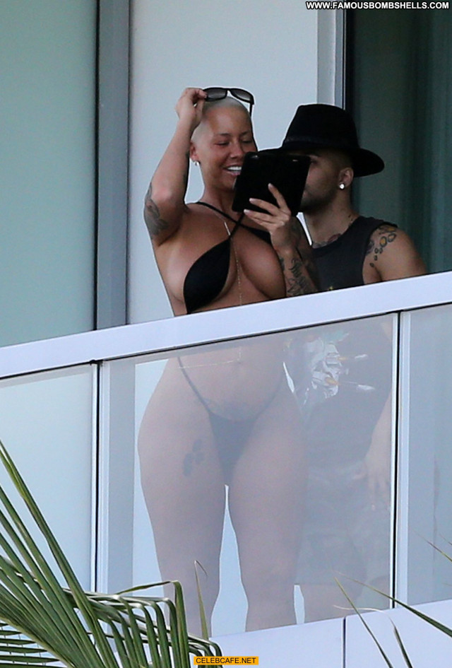 Amber Rose No Source Beautiful Hot Babe Posing Hot Side Of Boob Ass