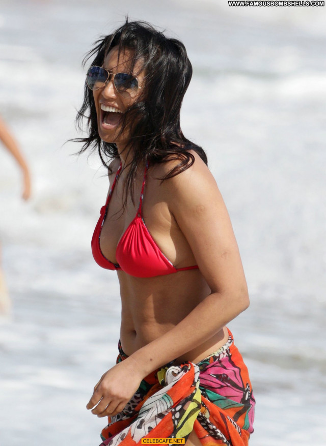 Padma Lakshmi Miami Beach  Bikini Celebrity Beautiful Babe Beach Sex