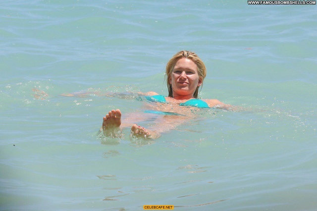 Natasha Henstridge No Source Babe Beach Beautiful Celebrity Bikini