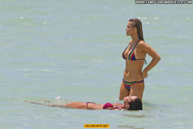 Joanna Krupa No Source Sex Beautiful Posing Hot Bikini Celebrity Babe