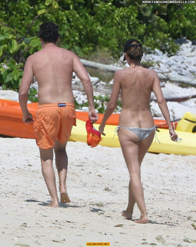 Heidi Klum No Source Toples Babe Celebrity Beach Posing Hot Mexico