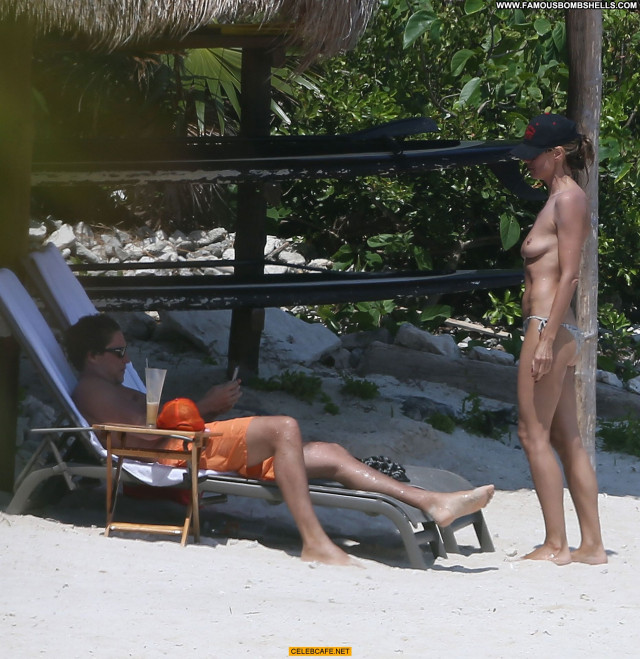 Heidi Klum No Source  Toples Beach Celebrity Beautiful Mexico Topless