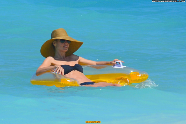 Heidi Klum No Source  Babe Posing Hot Beach Celebrity Bahamas The