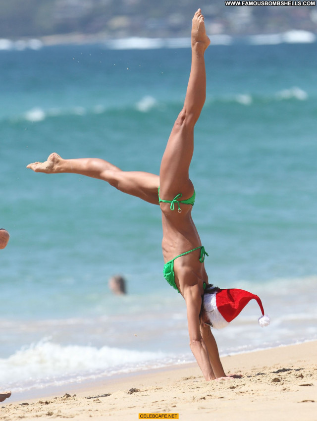 Sharni Vinson The Beach Beach Bikini Babe Beautiful Celebrity Posing