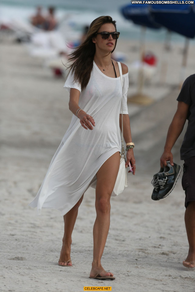 Alessandra Ambrosio Miami Beach Beach Celebrity Beautiful Posing Hot