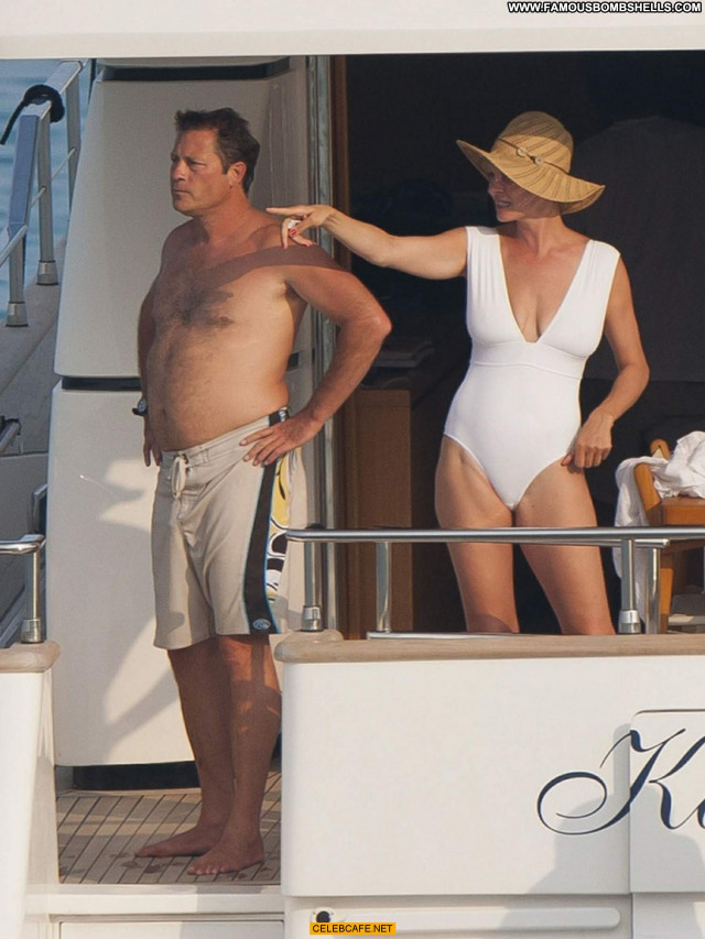 Uma Thurman No Source Celebrity Babe Saint Tropez Beautiful Posing