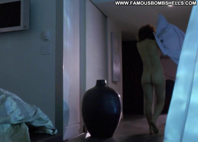 Robin Sydney Masters Of Horror Celebrity Nice Big Tits Bed Shirt Nude