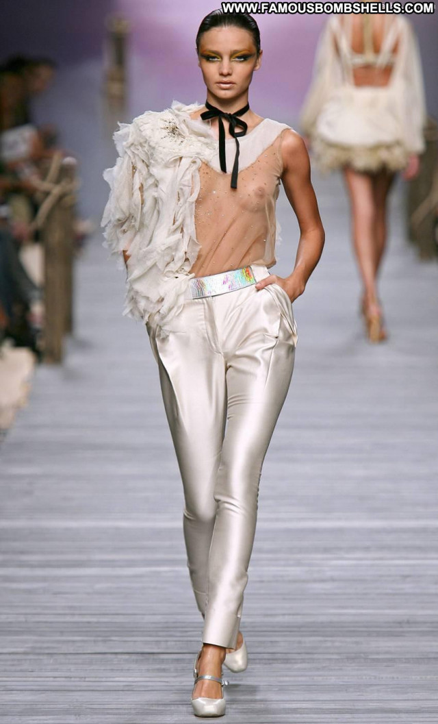 Miranda Kerr Fashion Show See Through Posing Hot Fashion Celebrity