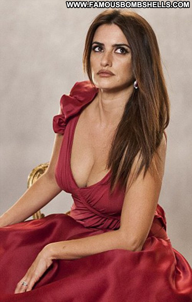 Penelope Cruz Boob