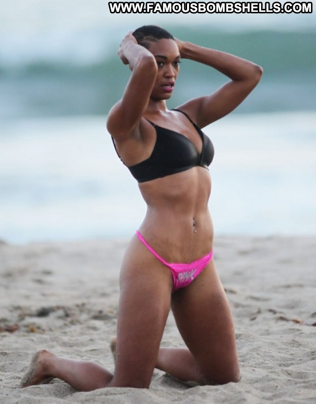 Montana Fishburne The Beach Beautiful Babe Posing Hot Celebrity