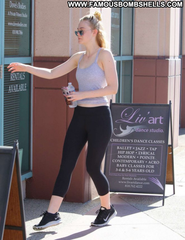 Elle Fanning Los Angeles Beautiful Celebrity Posing Hot Spa Spandex