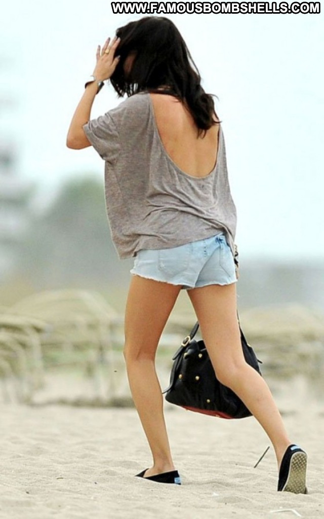 Selena Gomez The Beach Beautiful Posing Hot Beach Babe Paparazzi