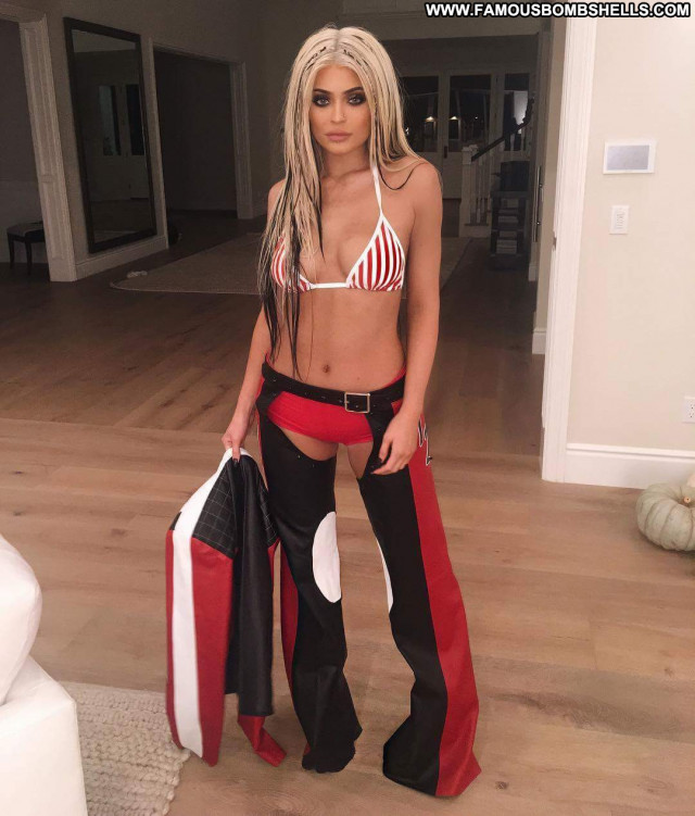Celebrities Nude Celebrities Nude Celebrity Famous Posing Hot Hot