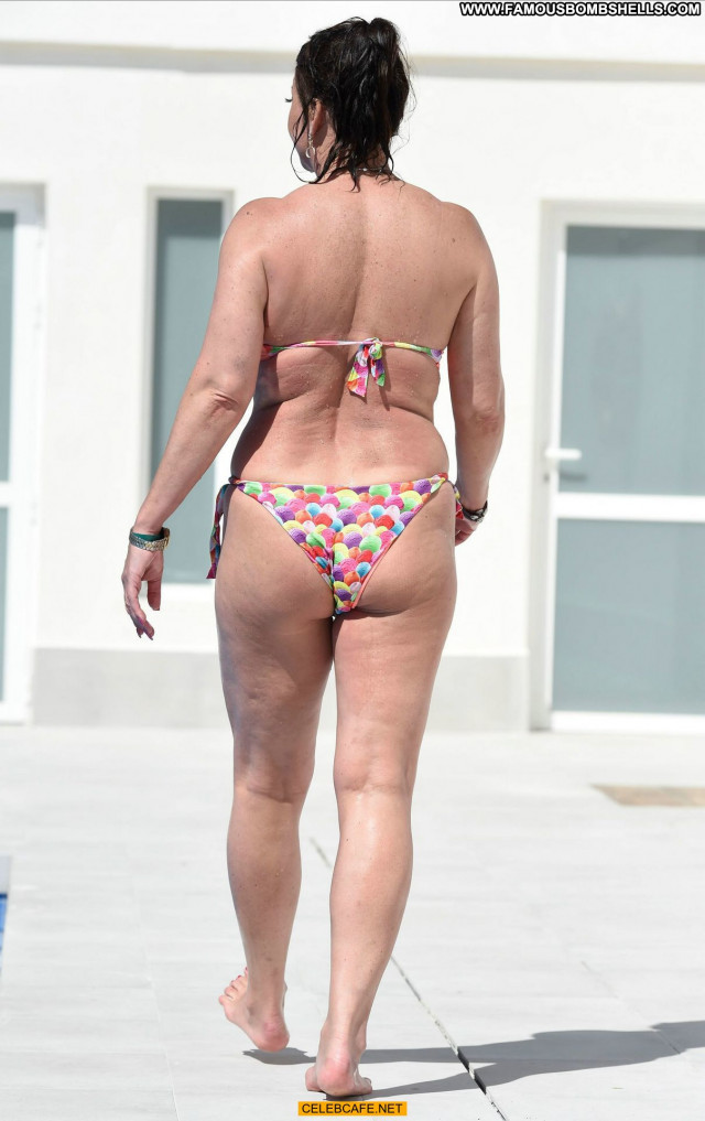 Lisa Appleton Paparazzi Shots Big Tits Posing Hot Babe Paparazzi Pool