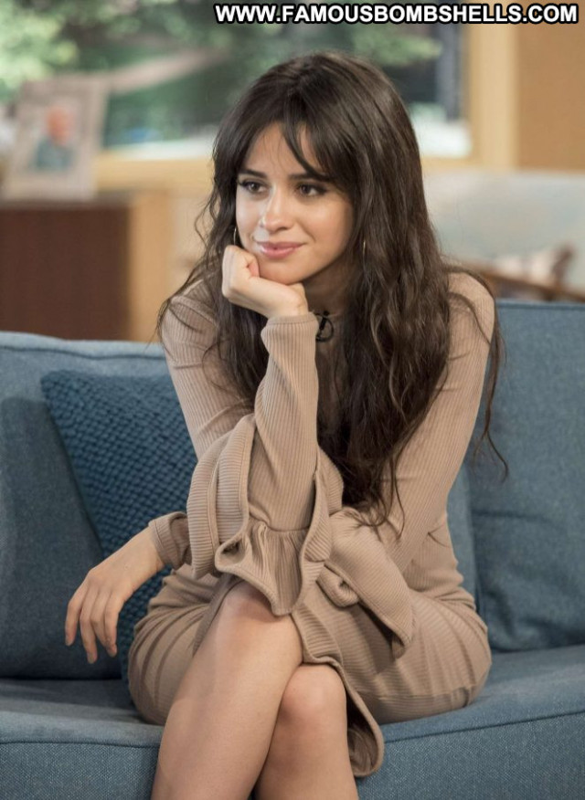 Camila Cabello Tv Show Paparazzi Tv Show Babe Celebrity Posing Hot