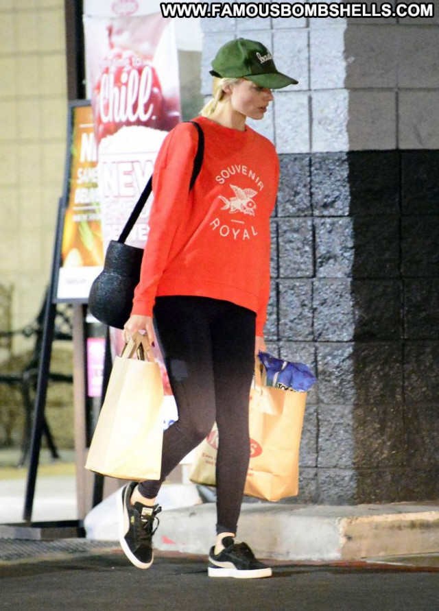 Margot Robbie Los Angeles Shopping Celebrity Los Angeles Beautiful