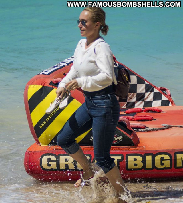 Hayden Panettiere No Source Celebrity Boat Barbados Posing Hot