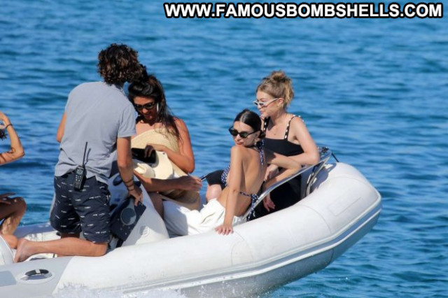 Gigi Hadid No Source Babe Paparazzi Posing Hot Boat Celebrity Bikini