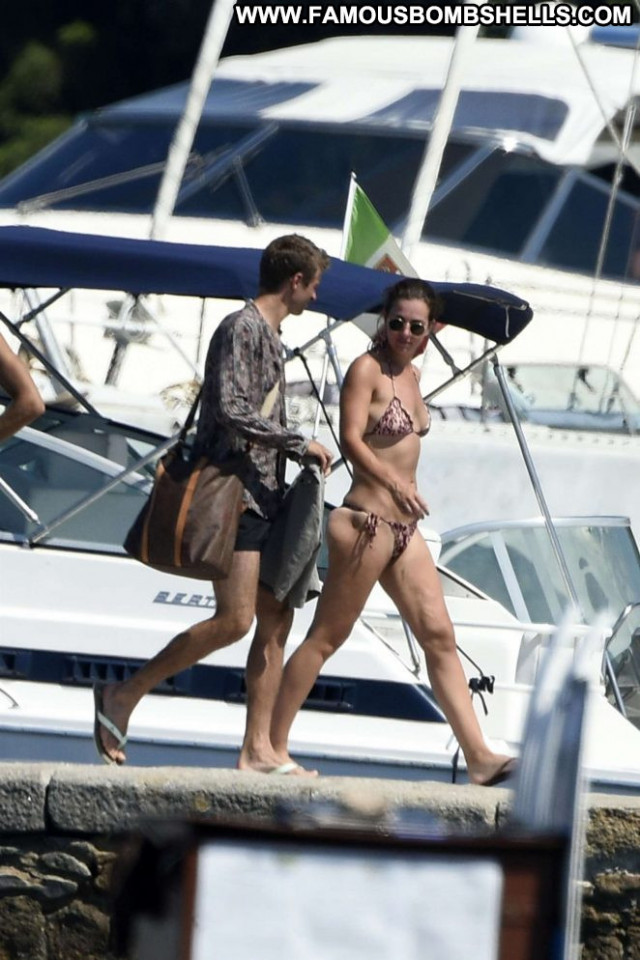 Lisa Muller No Source Babe Beautiful Paparazzi Celebrity Yacht Bikini