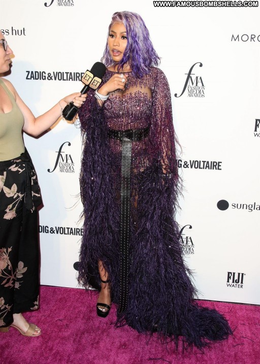 Amber Davis Erotic Small Ass Blue Eyes Instagrammer Posing Hot Fashion Ocean Awards Dad Videos Hotel Celebrity Legs Slut Bra Straight Bar Female Beautiful New