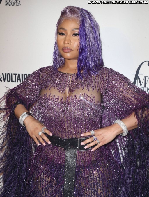 Amber Davis Erotic Small Ass Blue Eyes Instagrammer Posing Hot Fashion Ocean Awards Dad Videos Hotel Celebrity Legs Slut Bra Straight Bar Female Beautiful New