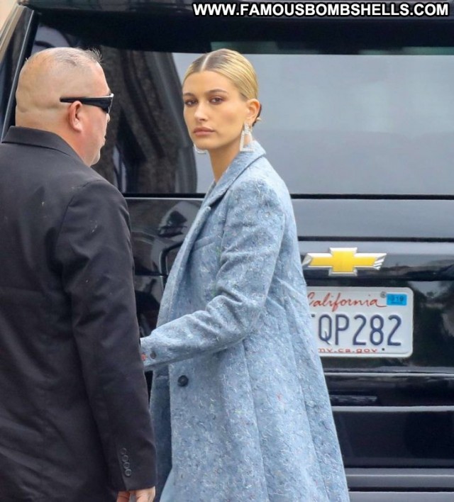 Hailey Baldwin No Source Celebrity Beautiful Orange Babe Paparazzi