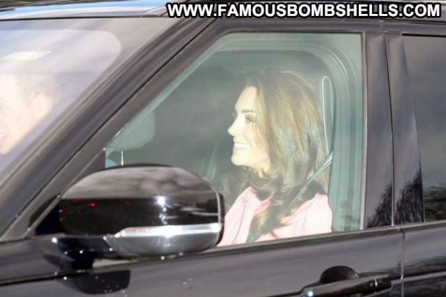 Kate Middleton No Source Christmas Celebrity Paparazzi Posing Hot