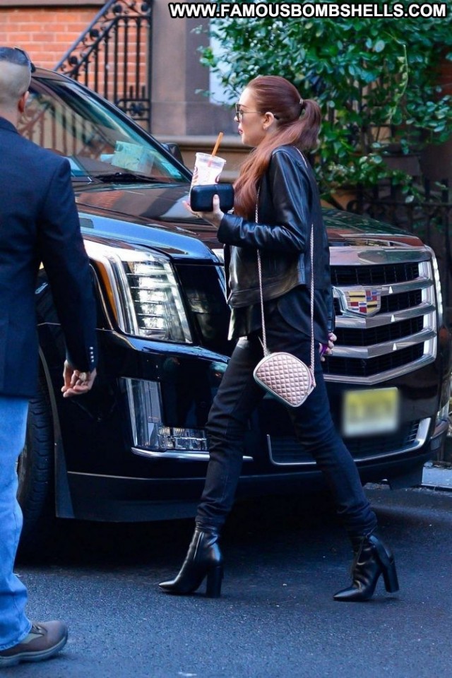 Lindsay Lohan New York Posing Hot New York Celebrity Paparazzi Babe