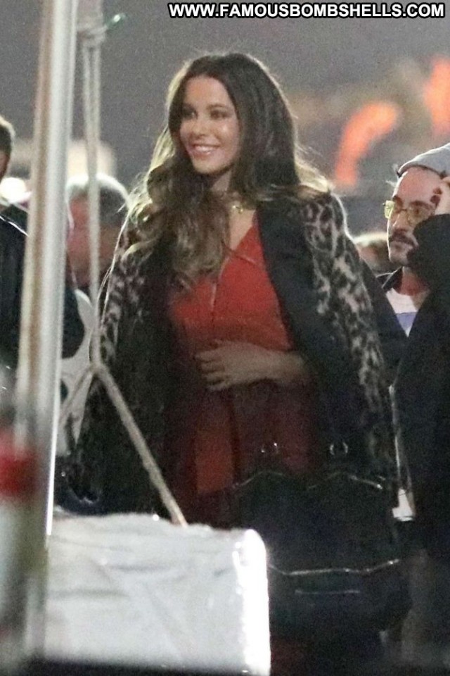 Kate Beckinsale No Source Celebrity Concert Babe Paparazzi Posing Hot