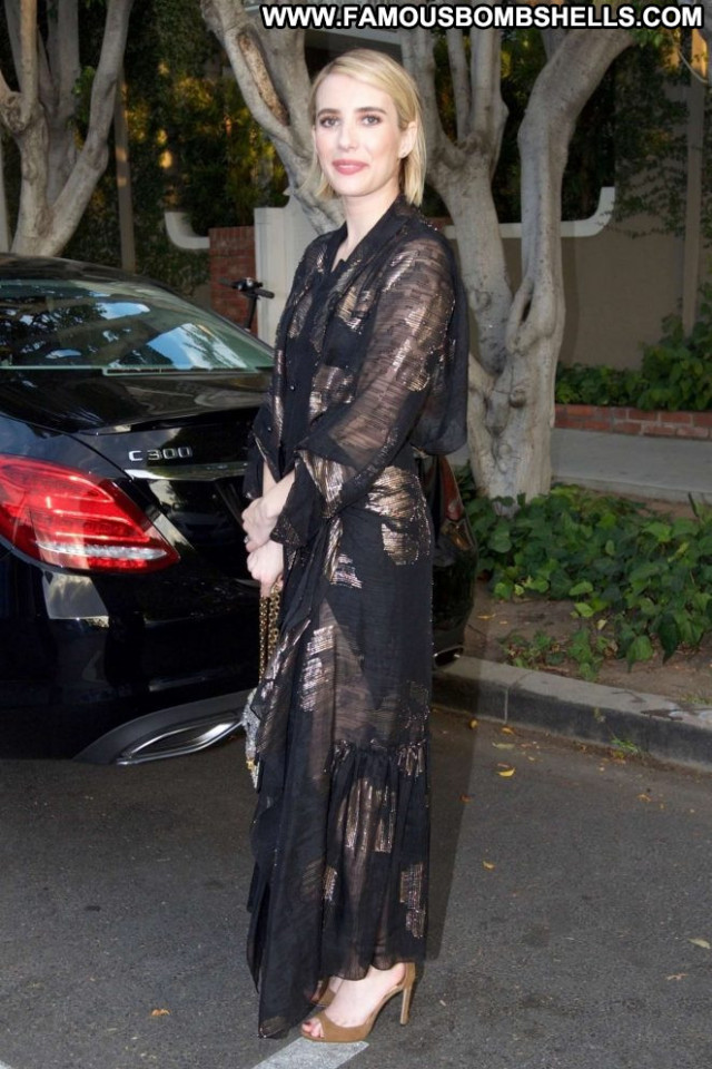 Emma Robert Beverly Hills Posing Hot Beautiful Paparazzi Celebrity