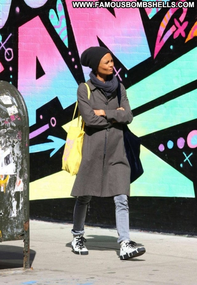 Thandie Newton New York Paparazzi New York Shopping Posing Hot